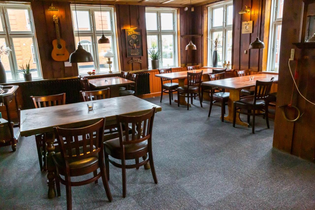 Ansager Hotel Og Hytteby Extérieur photo